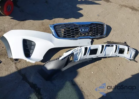 2020 Kia Sorento 2.4L Lx z USA, uszkodzony, nr VIN 5XYPG4A3XLG683589